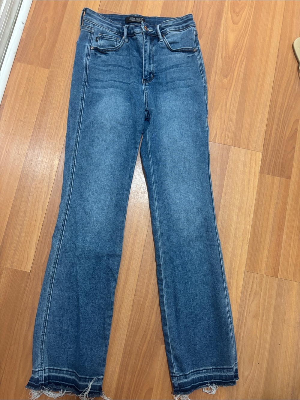 Judy Blue Boot Cut Jeans in Medium Blue